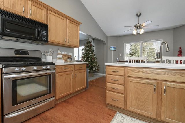 W181N8912 Melanie LANE, Menomonee Falls, WI 53051