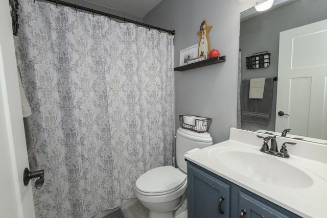 W181N8912 Melanie LANE, Menomonee Falls, WI 53051