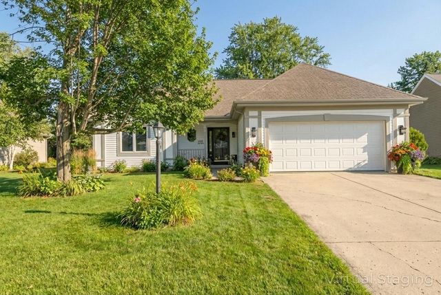 W181N8912 Melanie LANE, Menomonee Falls, WI 53051