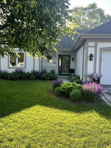 W181N8912 Melanie LANE, Menomonee Falls, WI 53051