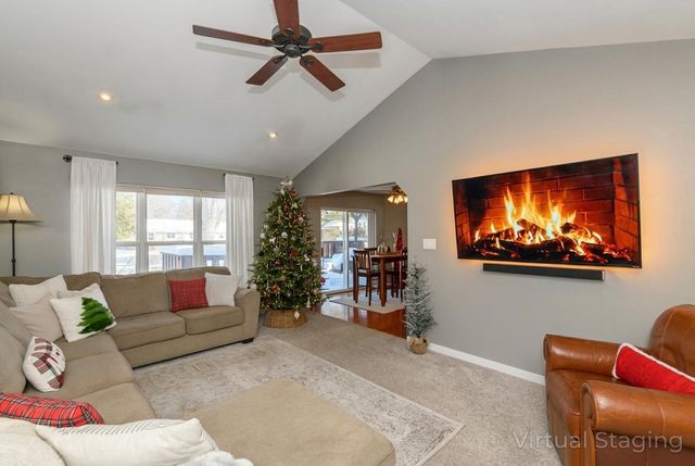 W181N8912 Melanie LANE, Menomonee Falls, WI 53051