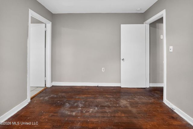 734 Montclair Place, Jackson, MS 39206