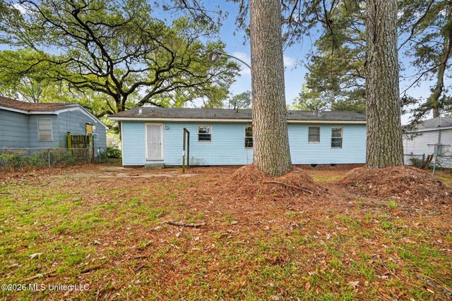 734 Montclair Place, Jackson, MS 39206