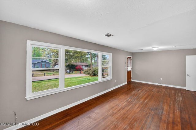 734 Montclair Place, Jackson, MS 39206