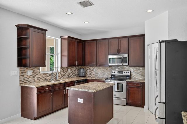 4179 E Cascade Ter, Weston, FL 33332