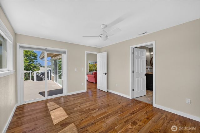 4808 Glasgow Way, Anacortes, WA 98221