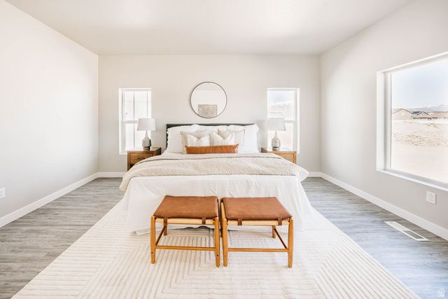 5199 S PARAMOUNT CV, Riverdale, UT 84405