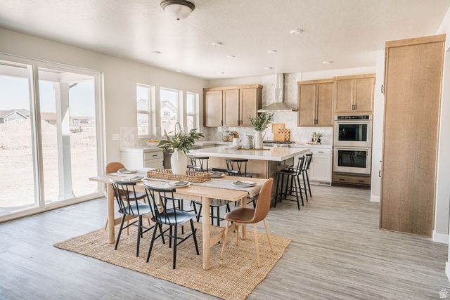 5199 S PARAMOUNT CV, Riverdale, UT 84405