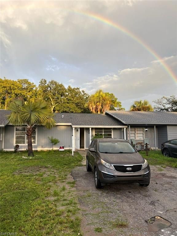 2619 Nightshade LN, Fort Myers, FL 33905