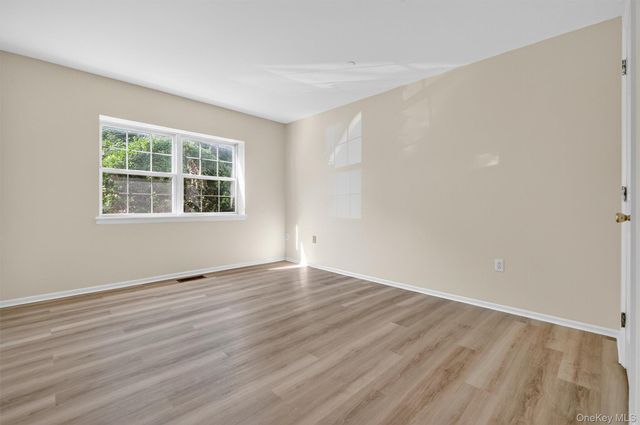 10-12 Chestnut Street B108, Suffern, NY 10901