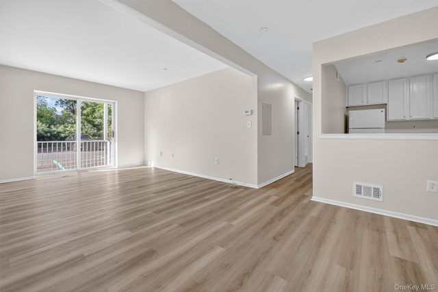 10-12 Chestnut Street B108, Suffern, NY 10901