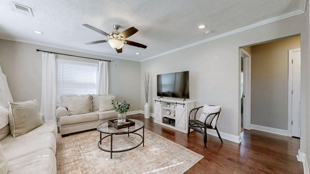 613 Stratford Drive, Lexington, KY 40503