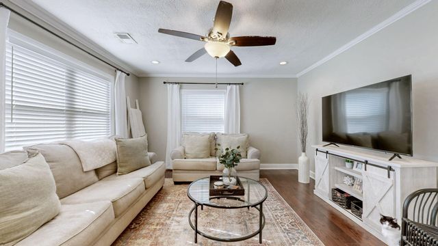 613 Stratford Drive, Lexington, KY 40503