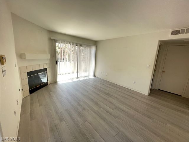 5196 Mandalay Springs Drive 204, Las Vegas, NV 89120
