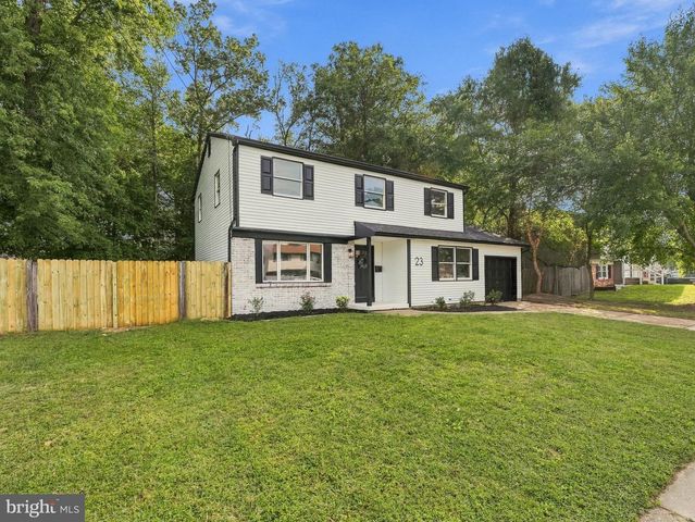 23 WALNUT DR, Burlington, NJ 08016