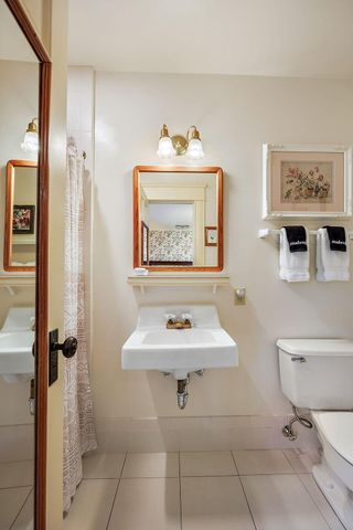 451 N Main Street, Ashland, OR 97520