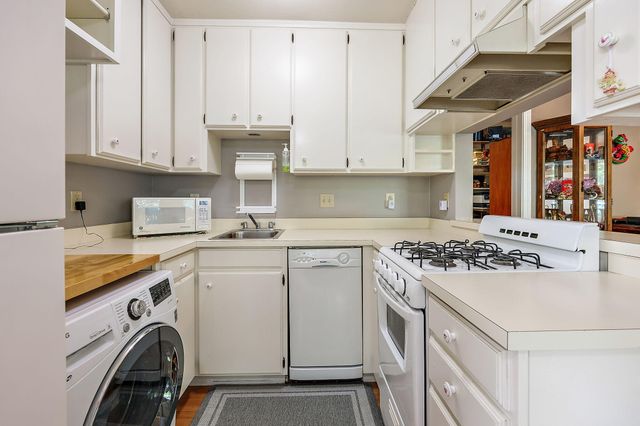 451 N Main Street, Ashland, OR 97520