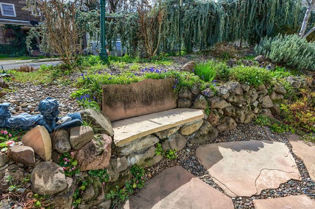 451 N Main Street, Ashland, OR 97520