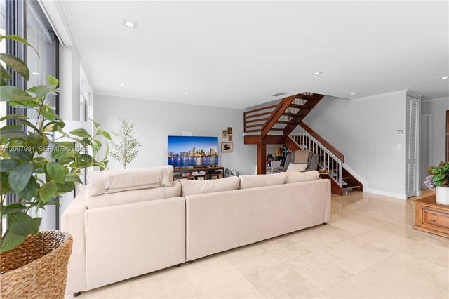 10137 Costa Del Sol Blvd A-57, Doral, FL 33178