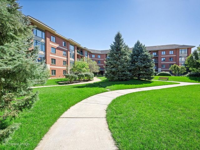 855 E 22nd Street 102, Lombard, IL 60148