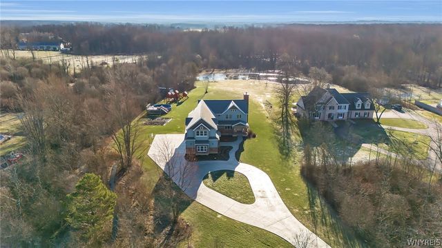 5747 Strickler Road, Clarence, NY 14031