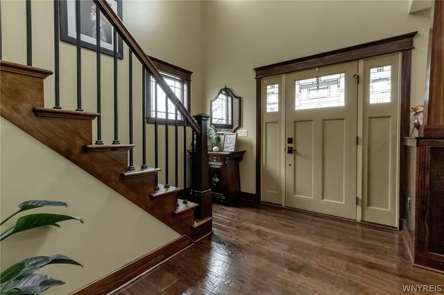 5747 Strickler Road, Clarence, NY 14031
