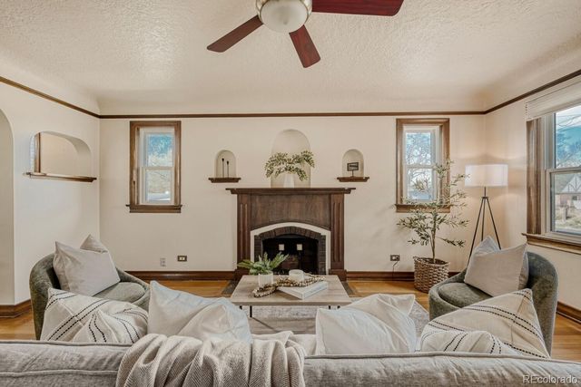 3434 W 45th Avenue, Denver, CO 80211