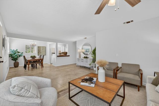 7641 Twin Oaks Ave, Citrus Heights, CA 95610