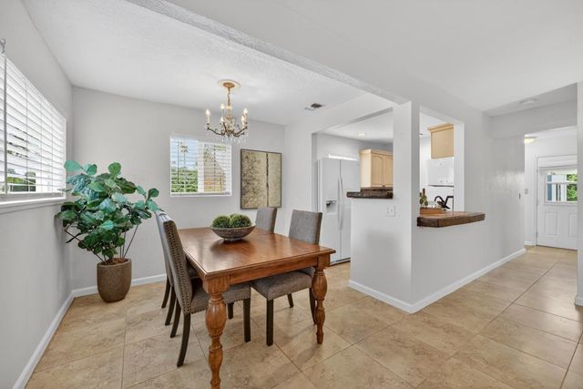 7641 Twin Oaks Ave, Citrus Heights, CA 95610