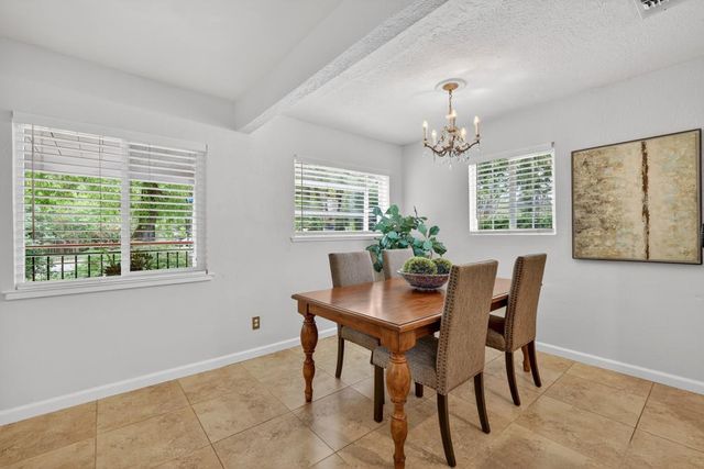 7641 Twin Oaks Ave, Citrus Heights, CA 95610