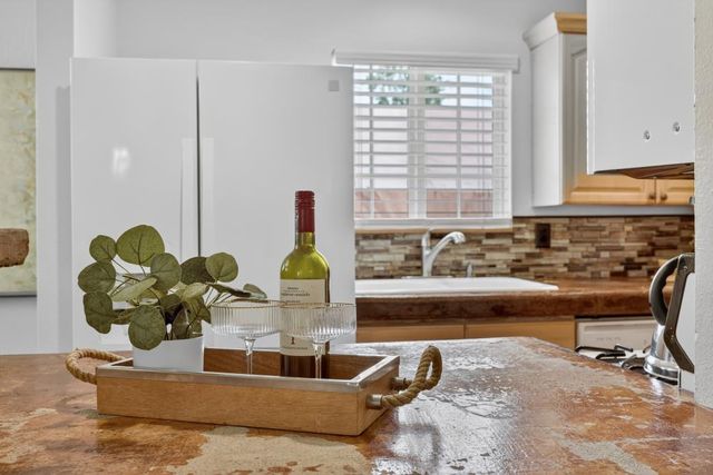 7641 Twin Oaks Ave, Citrus Heights, CA 95610