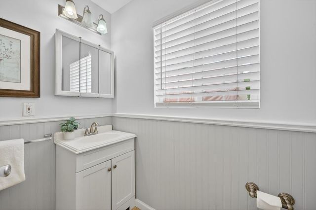 7641 Twin Oaks Ave, Citrus Heights, CA 95610