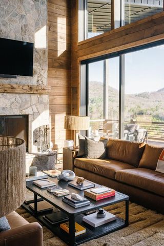 156 Coles Crossing Road, Mineral Bluff, GA 30559