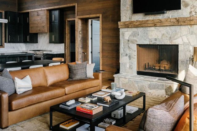 156 Coles Crossing Road, Mineral Bluff, GA 30559