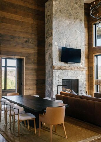 156 Coles Crossing Road, Mineral Bluff, GA 30559