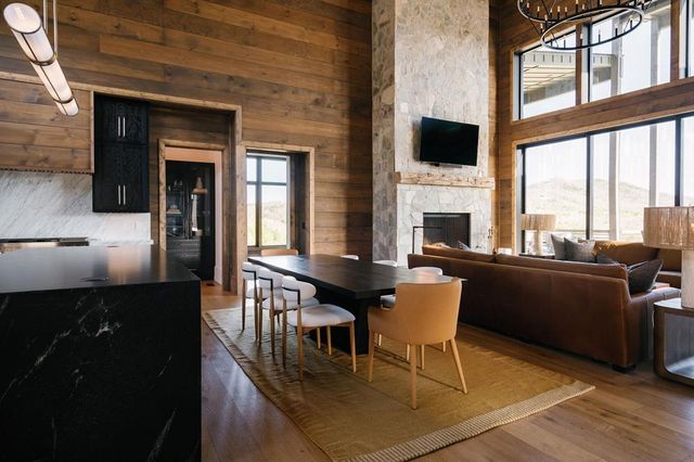 156 Coles Crossing Road, Mineral Bluff, GA 30559