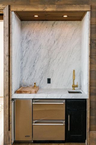 156 Coles Crossing Road, Mineral Bluff, GA 30559