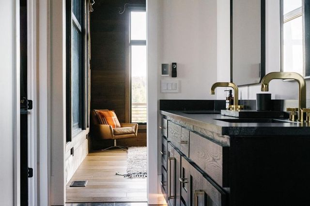 156 Coles Crossing Road, Mineral Bluff, GA 30559