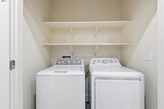 4170 Midlands Ct, Dublin, CA 94568