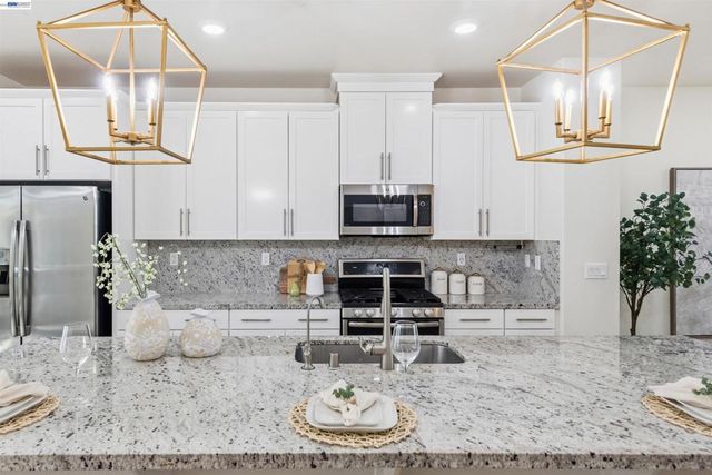 4170 Midlands Ct, Dublin, CA 94568