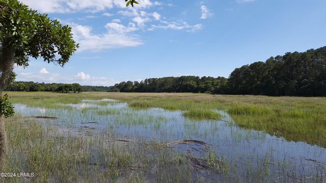 1 Bennett Point Drive A, Beaufort, SC 29907