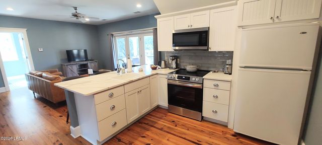 1 Bennett Point Drive A, Beaufort, SC 29907