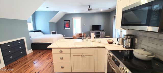 1 Bennett Point Drive A, Beaufort, SC 29907