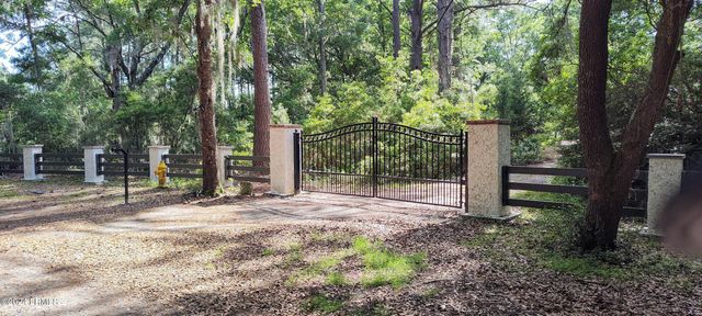 1 Bennett Point Drive A, Beaufort, SC 29907