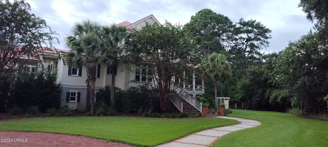 1 Bennett Point Drive A, Beaufort, SC 29907