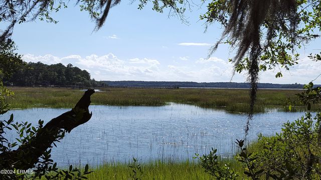 1 Bennett Point Drive A, Beaufort, SC 29907