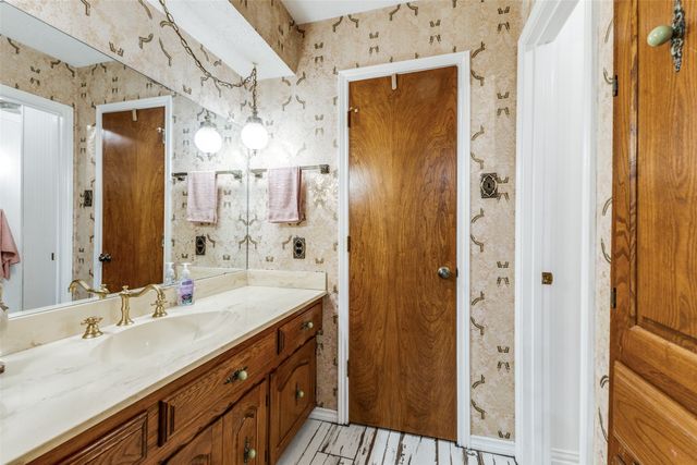 10615 Old Seagoville Road, Dallas, TX 75217