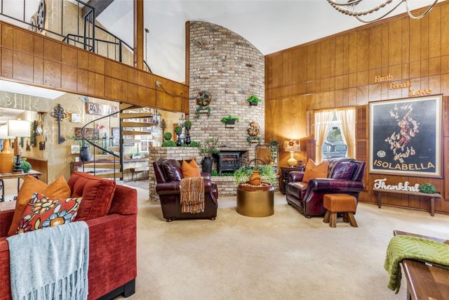 10615 Old Seagoville Road, Dallas, TX 75217