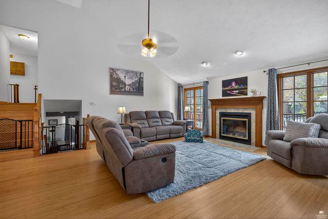 3912 Barbara Lane, Manhattan, KS 66503