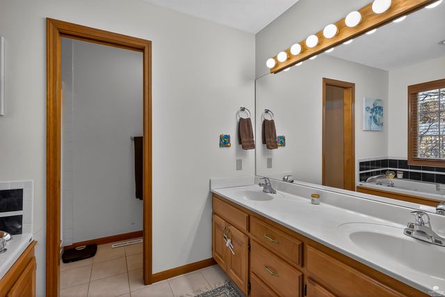 3912 Barbara Lane, Manhattan, KS 66503